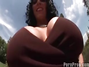 Alia Janine Busty Tits